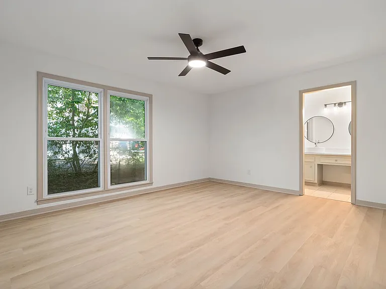 167 Rolling Hill Dr — Photo 8