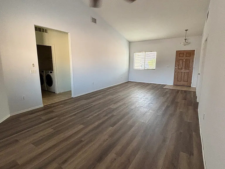 11399 W Stone Hearth St — Photo 5