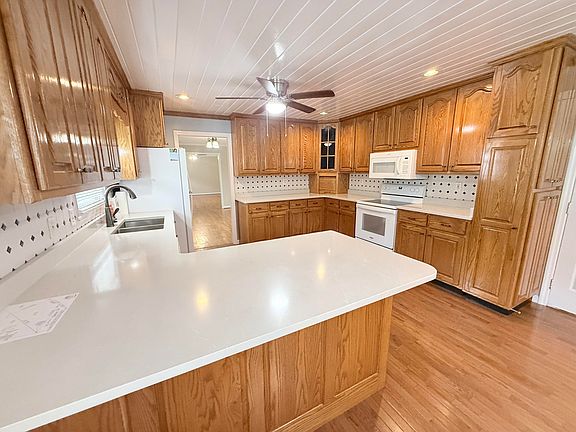 5th image of 48885 Alabama Ave #277
