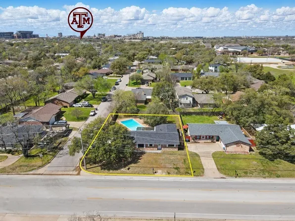 1401 Holleman Dr, College Station, TX 77840