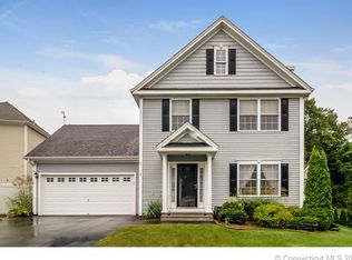 5 Rachael Dr, East Hampton, CT 06424