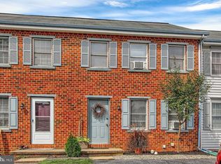 54 Cranfield Ct, Elizabethtown, PA