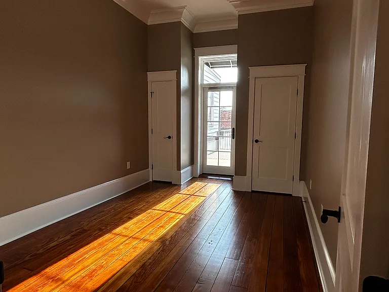 240 Middle St #C — Photo 8
