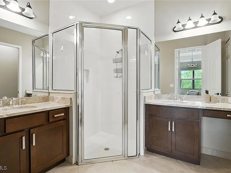 11869 Lakewood Preserve Pl — Photo 15
