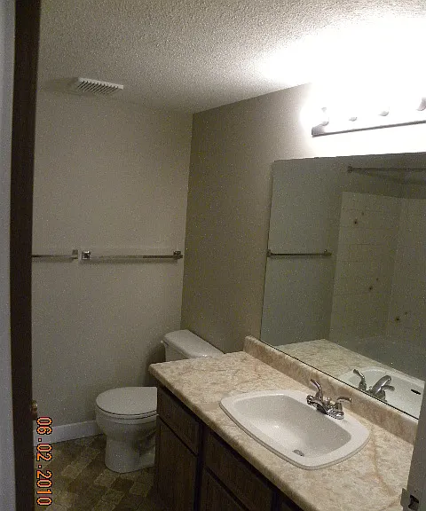 35 Bennett St — Photo 8