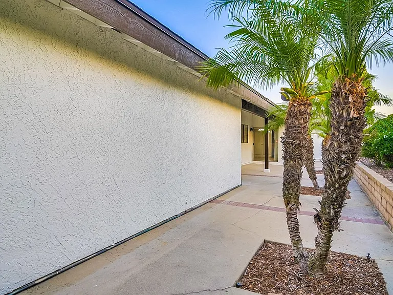 929 Darlene Ct — Photo 51