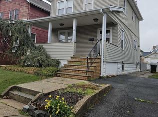 11 Arlington Pl, Kearny, NJ 07032