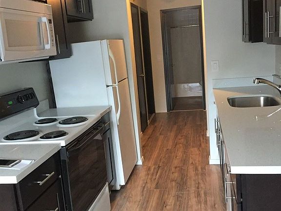 2nd image of 12340 33rd Ave NE APT 5