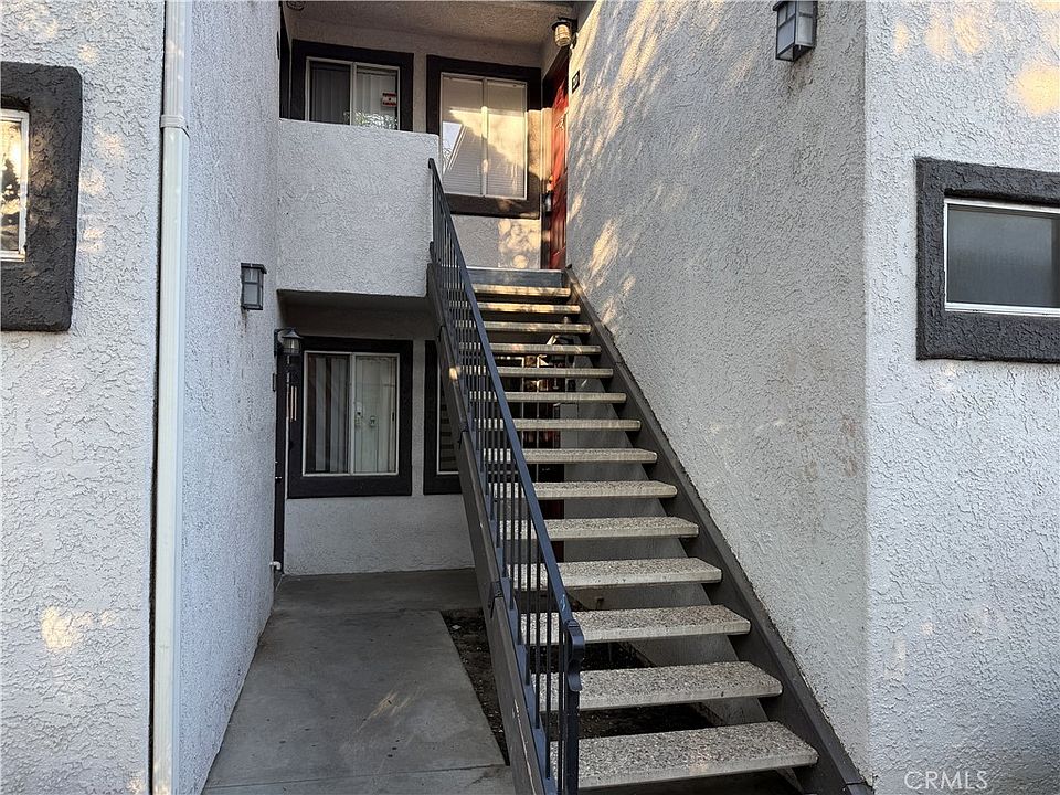 1st image of 16377 Lakeshore Dr Unit 2D