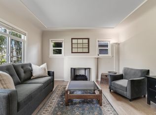 4 E 46th Ave, Vancouver, BC V5W 1Z1