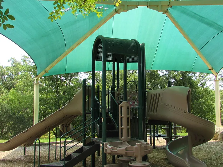 4913 China Garden Dr — Photo 8