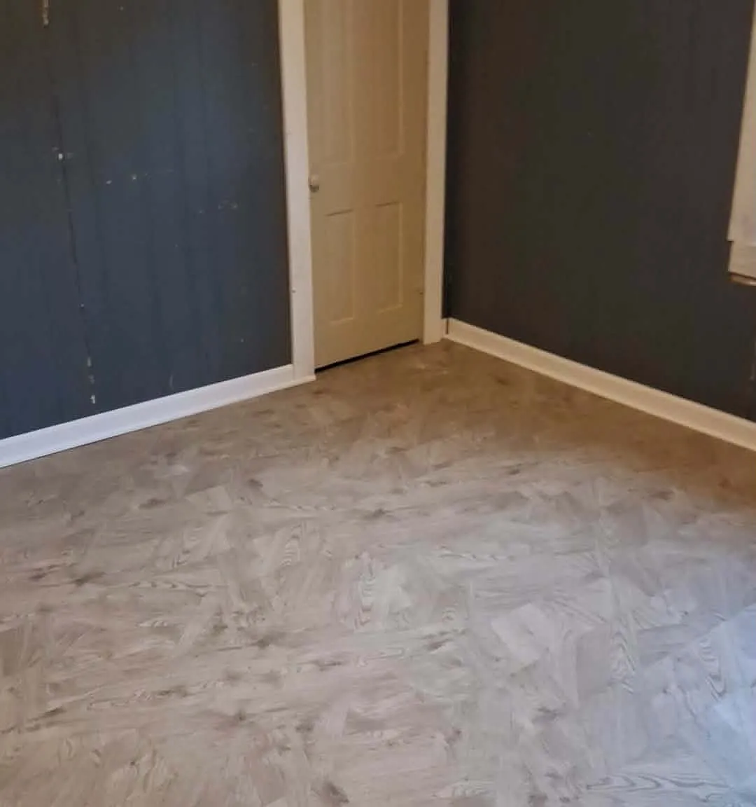 3 bed, 1392 sqft, $900 — Photo 3