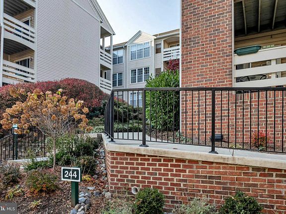 4th image of 244 S Reynolds St APT 103