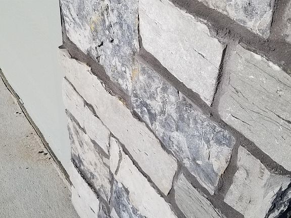 2nd image of 183 N Canterbury No