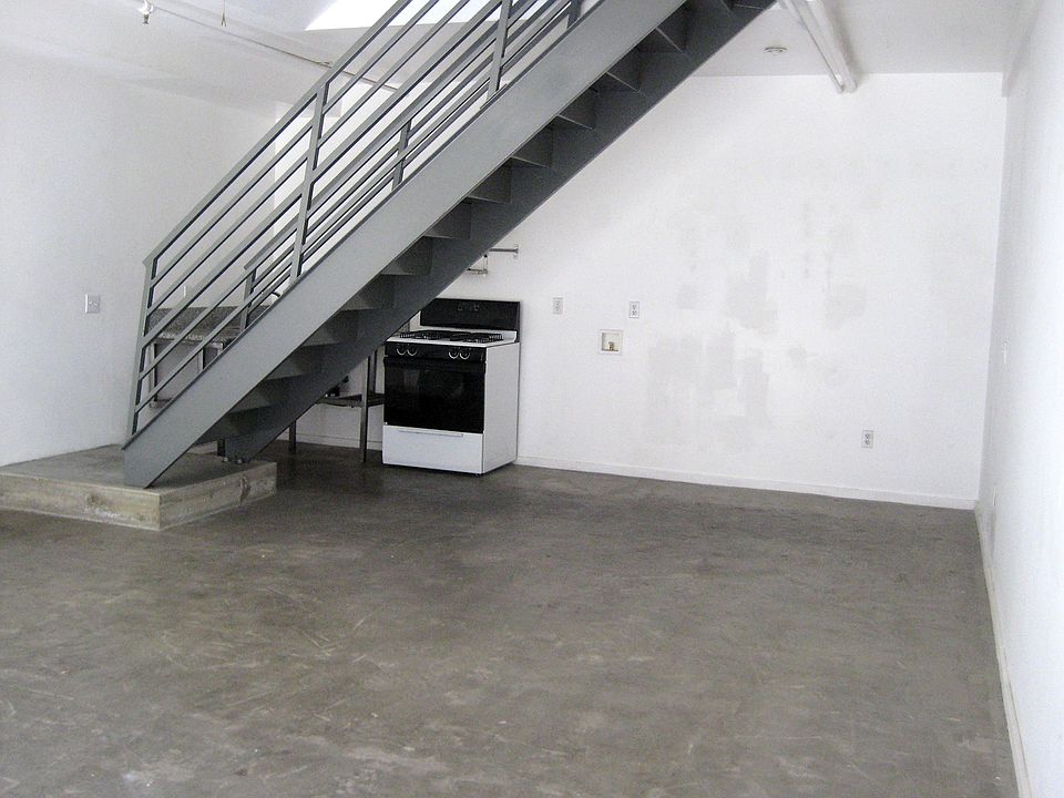 1st image of 211 W Emporia St Unit 109