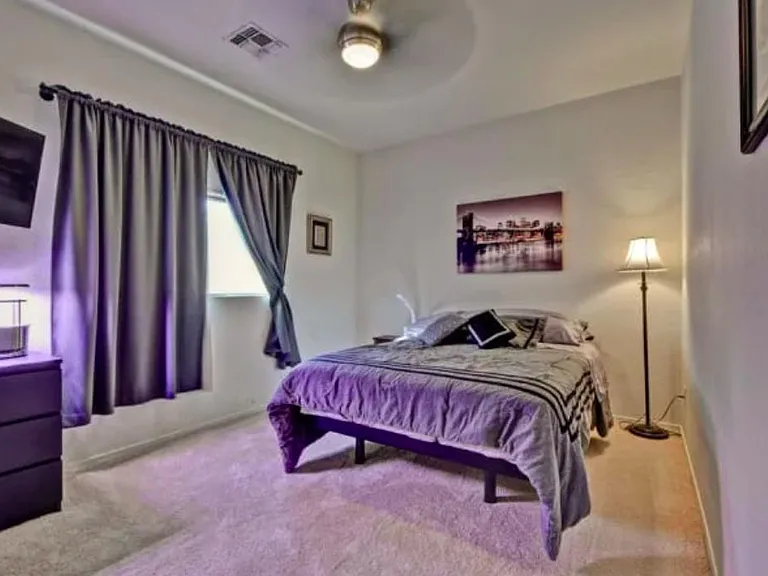 220 E Beth Dr — Photo 7