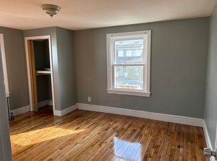 610 Killingly St Floor 1, Johnston, RI 02919