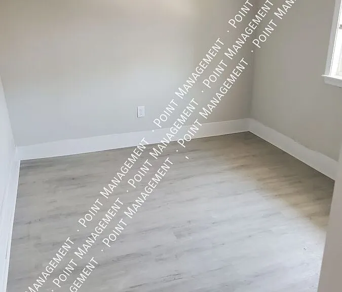 445 Riverland Rd SE #2 — Photo 5