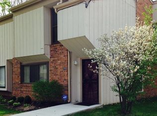 23560 Lahser Rd #1, Southfield, MI 48033