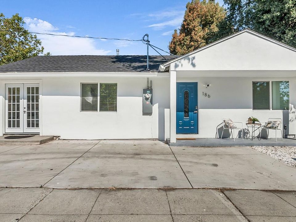1st image of 186 Fair Oaks Ave