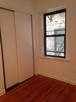 Rented by ELK Investors | media 42