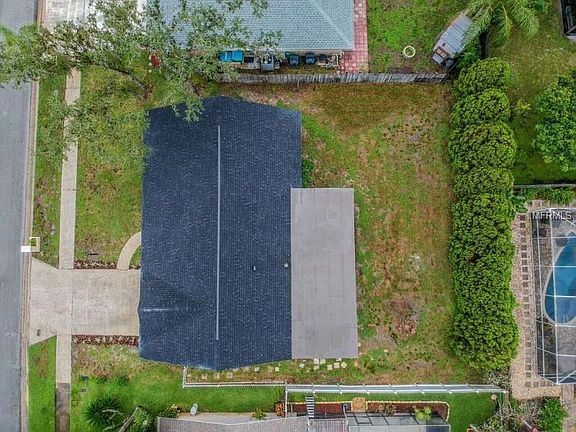 4th image of 172 Sunward Ave