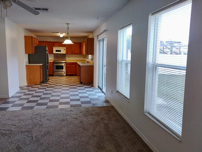 112 Wilson Bay Ct — Photo 6