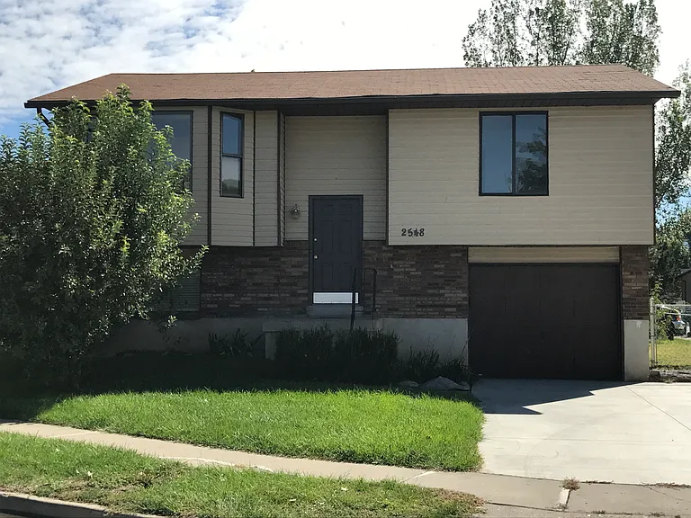 2548 N 1150 W — Photo 1