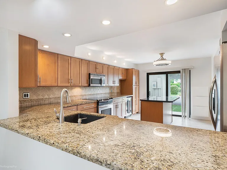 525 Bayfront Dr #525 — Photo 27