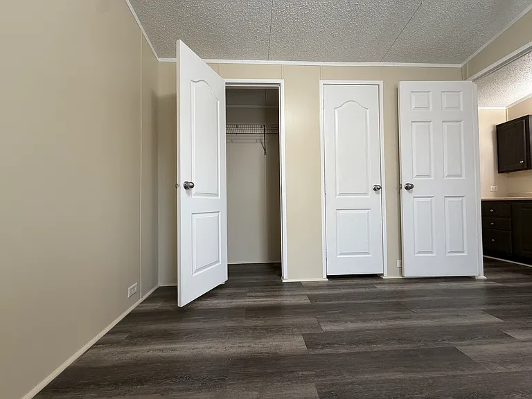 709 N Collins Fwy #47 — Photo 10