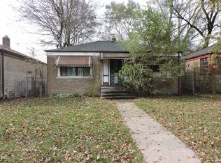 9926 S Paxton Ave, Chicago, IL