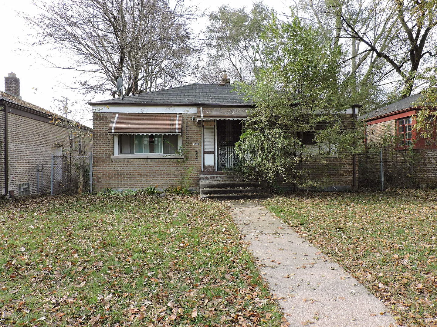 9926 S Paxton Ave photo 1