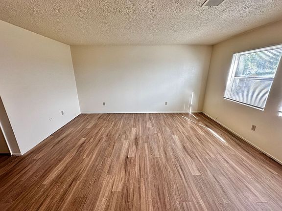 4th image of 3417 Aztec Rd NE APT D