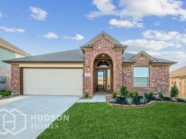 215 Temple Memorial Dr, Magnolia, TX 77354