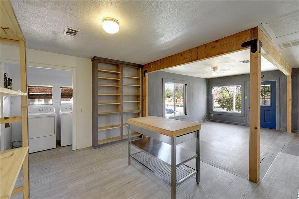 1104 Tillery St, Austin, TX 78702 Zillow