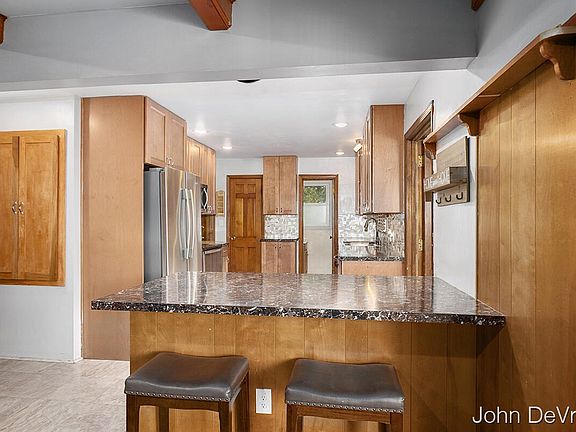 4th image of 1831 Bridle Creek Dr SE