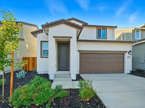 2nd image of 5224 El Paraiso Ave