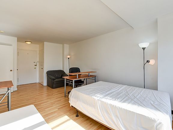 2nd image of 1111 Arlington Blvd APT 502