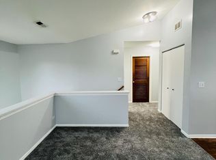 3177 Falling Waters Ln, Lindenhurst, IL 60046