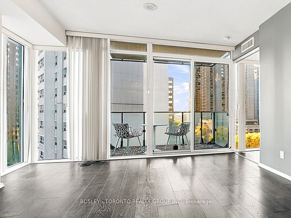 5th image of 75 Saint Nicholas St #805