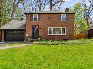 288 Oakridge Dr, Rochester, NY 14617