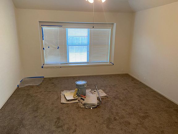 5th image of 225 King Elder Ln