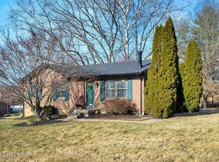 6909 Cedar Ct, Pewee Valley, KY 40056