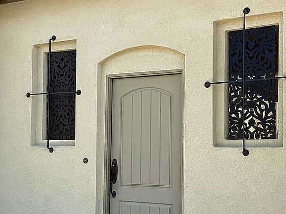 3rd image of 56628 Desert Vista Cir