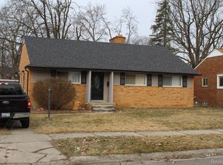 17547 Shaftsbury Ave, Detroit, MI 48219