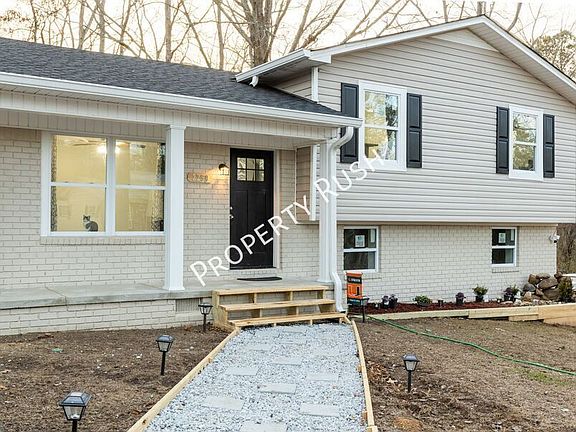 2nd image of 2290 Malibu Dr SE Unit A