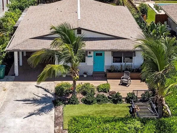 592 97th AVE N, NAPLES, FL 34108