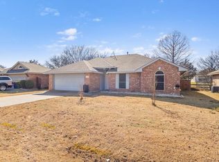 205 Vista Ridge Dr, Venus, TX 76084