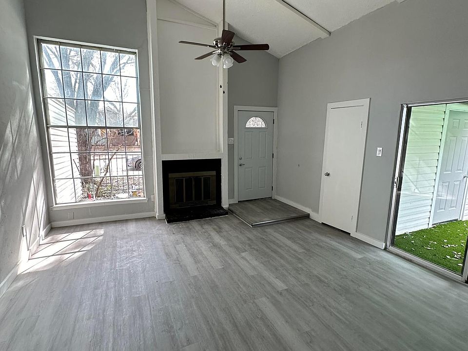 2nd image of 741 Baruna Cir