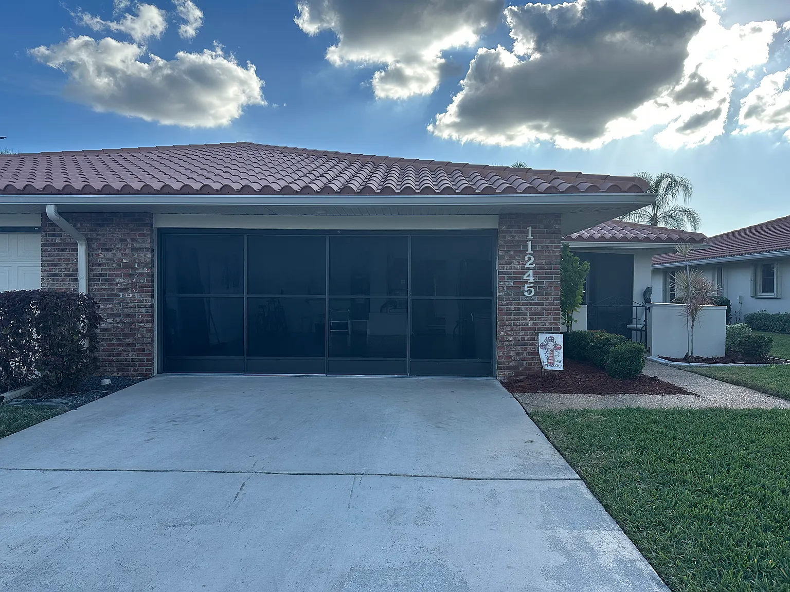 2 bed, 1832 sqft, $2,750 — Photo 1